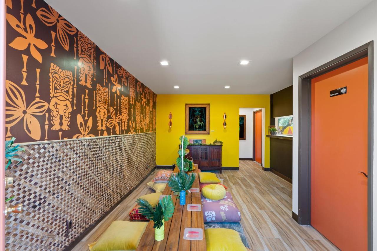 Hotel Tiki
