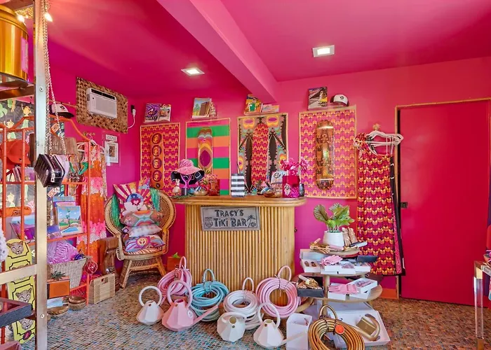 Tiki Hotel