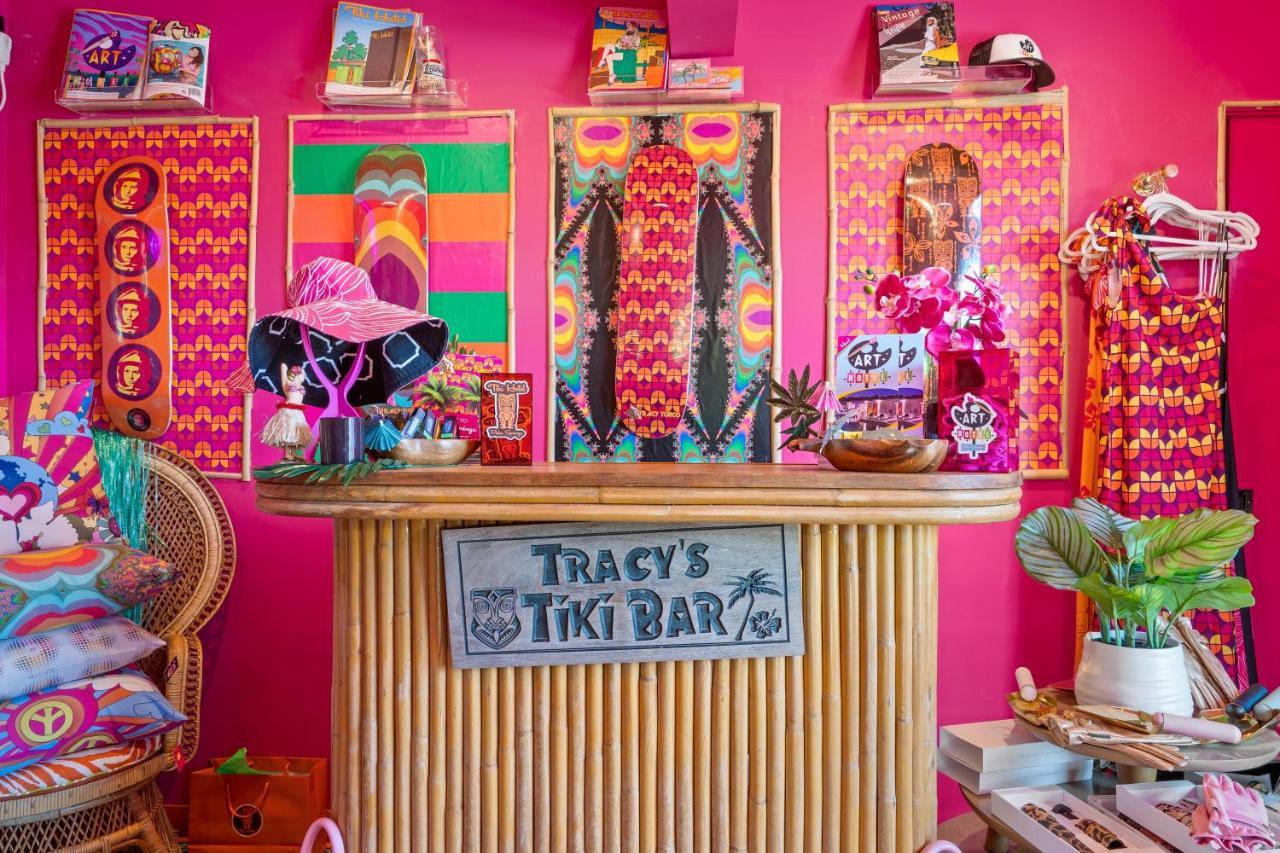 Tiki Palm Springs
